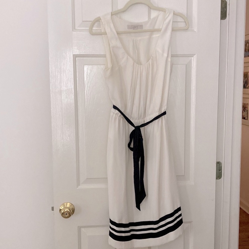 Black and off white Ann Taylor Loft tea length dress! Classic and flattering!